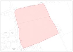 Tir i’r dwyrain o Croft y Genau Road ac i’r de o Heol Pentre-baen